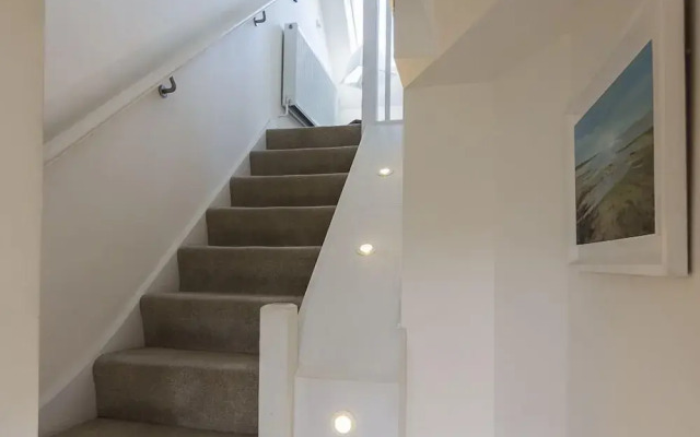 Gooder House