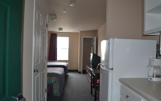 Savannah Suites - Westminster