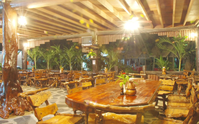 Suanphet Riverview Resort