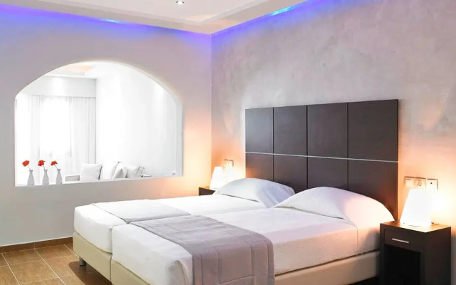 Splendour Hotel and Suites