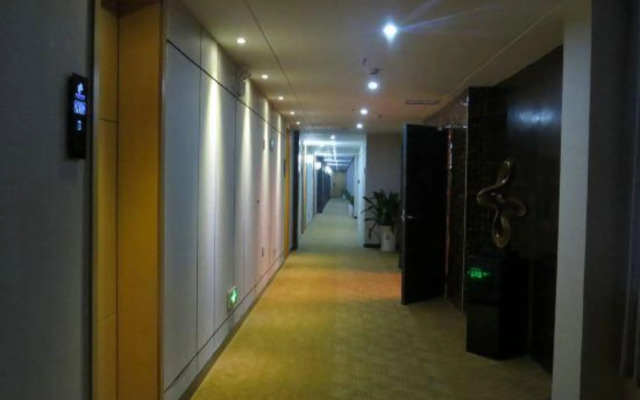 Pinwei International Holiday Hotel