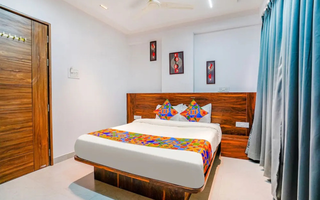 Fabhotel Crystal Inn