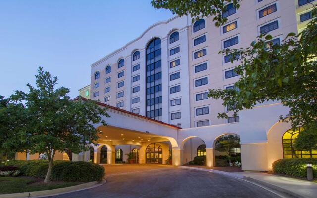 Embassy Suites Greenville Golf Resort & Conference Center