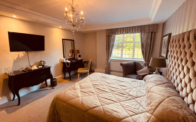 Nuthurst Grange Country House Hotel