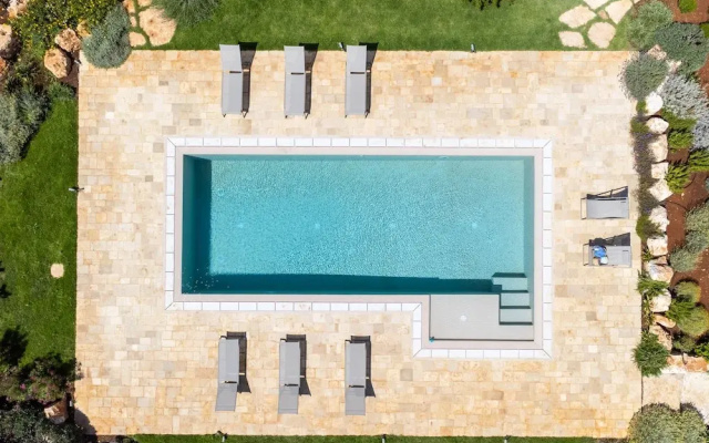 Trulli Pietra Rossa With Pool by Wonderful Italy