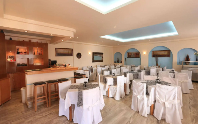 Anthoula Village Hotel