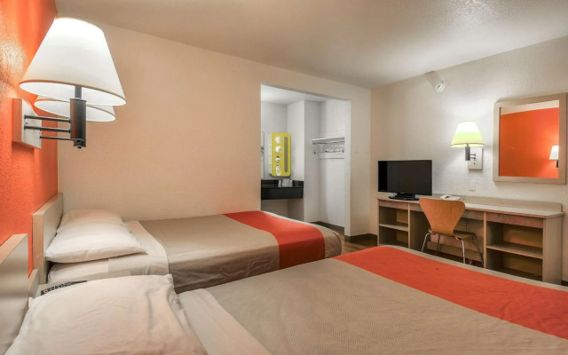 Motel 6 Chino, CA - Los Angeles Area