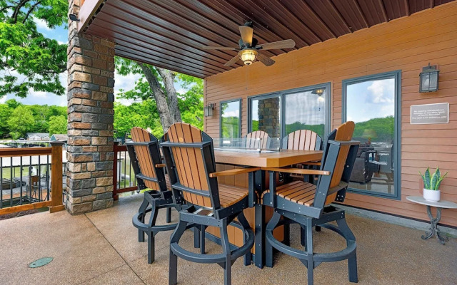 Trails End Hideaway Waterfront