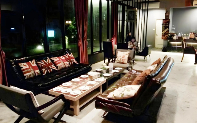 De Coco House