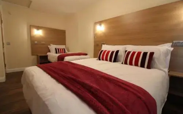 Salisbury Renovated Apartment