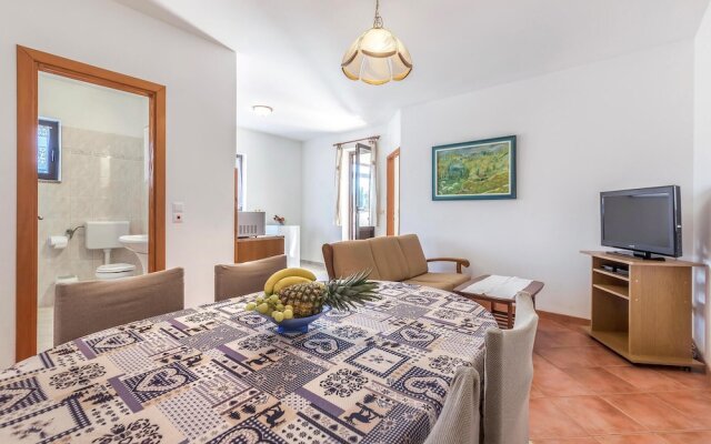 Nice Apartment in Rovinj With 2 Bedrooms and Wifi