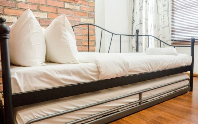 Cozy Studio Room The Jarrdin Cihampelas