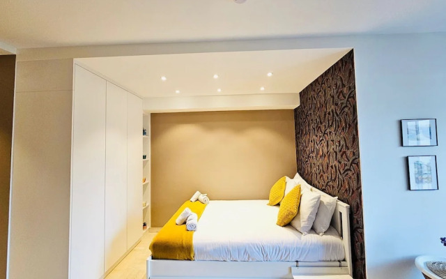 City Studio with outdoor vibes