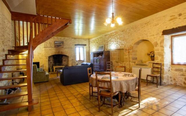 Gîte Saint-André-d'Allas, 3 pièces, 5 personnes - FR-1-616-130