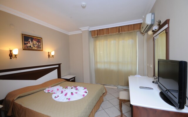 Selen Hotel Icmeler