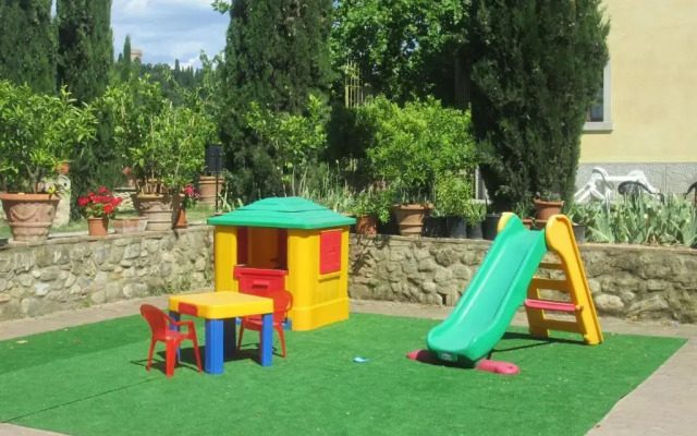 Primula Holiday Home