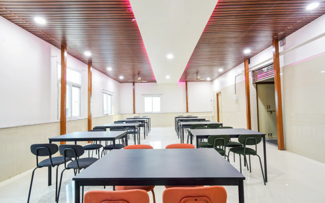 Super Townhouse Kokapet Formerly Aarian Tej Nilayam