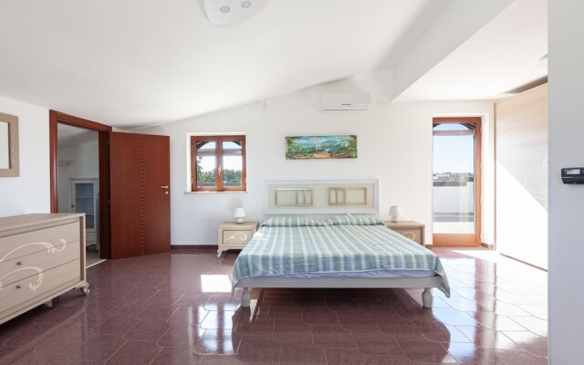 Tenuta San Cassiano with garden and pool