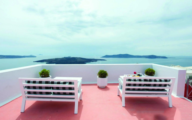 Theoxenia Caldera Hotel
