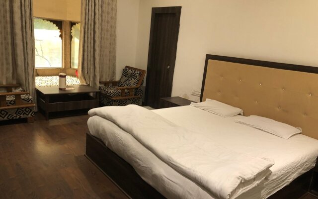 Hotel Rani Palace