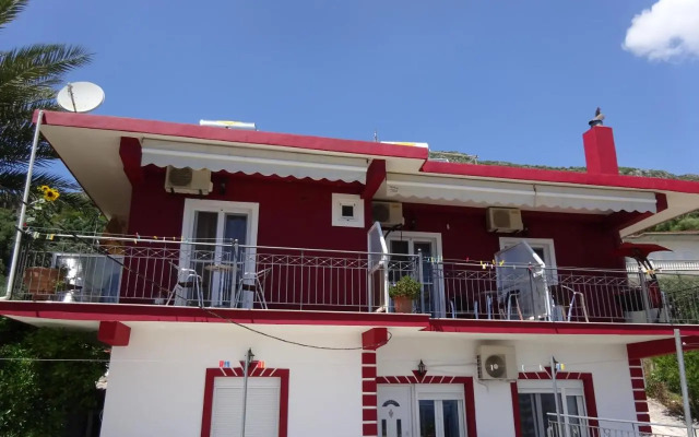 Studios Ristas Kostas