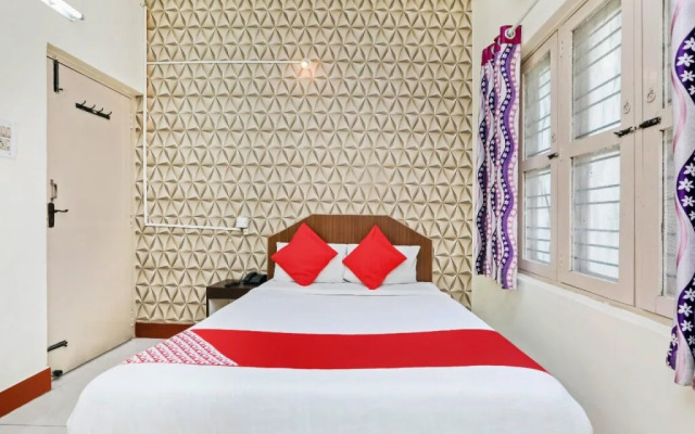 MSR Comforts by OYO Rooms