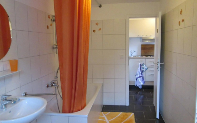Haus Dreimaster Single-Wohnung ohne Wohnzimmer