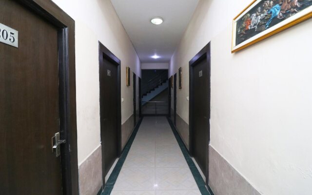Hotel Taj Heaven By OYO Rooms