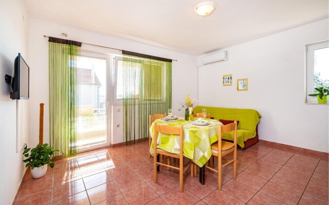 Stunning Apartment in Drage With 2 Bedrooms and Wifi