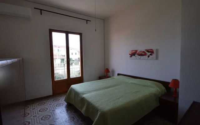 Family Apartment With Balcony In Budoni