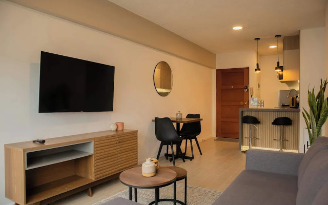 Striking 1BR in Miraflores