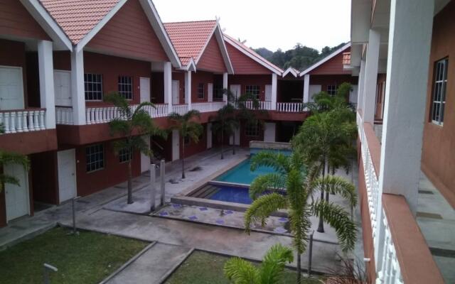 Hornbill Resort Pulau Pangkor