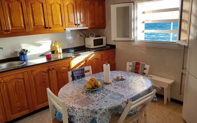 Bed and Breakfast by the Sea