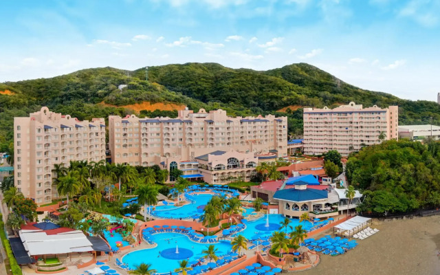 Azul Ixtapa Beach Resort and Convention Center - All Inclusive