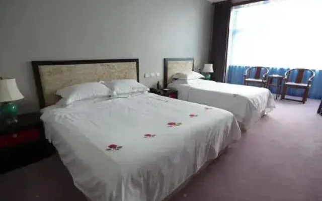 Bailu Hotspring Hotel