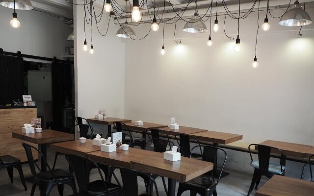 3Howw Hostel at Sukhumvit 21