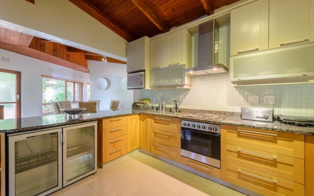 San Lameer Villa Rentals 12101