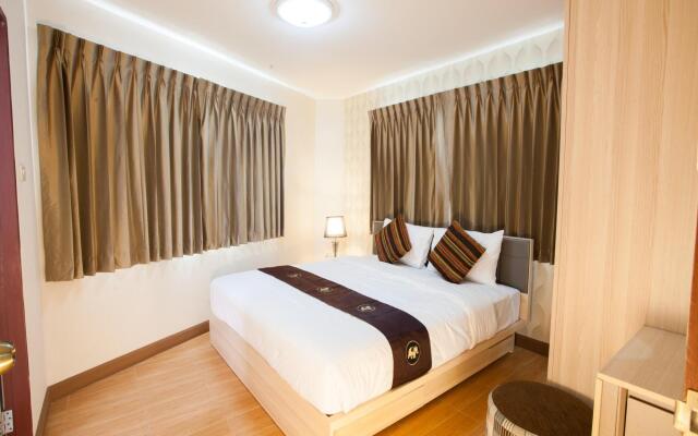 Orawan Suites