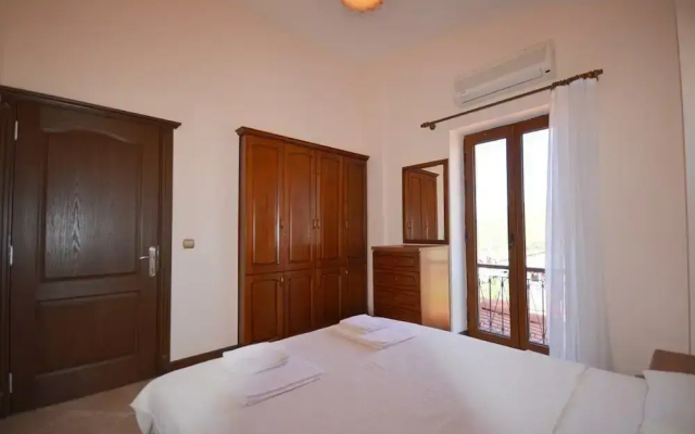 Villa Lotus