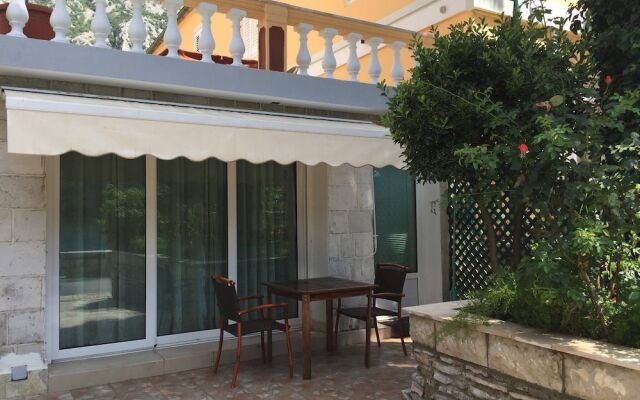 Villa Miramare Apartment Rosa, Kotor