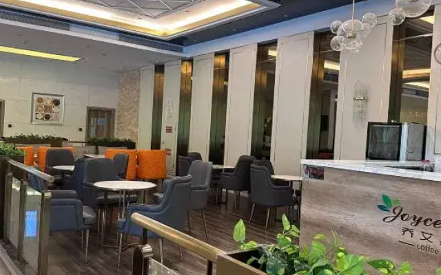 Dayi Yiho Hotel