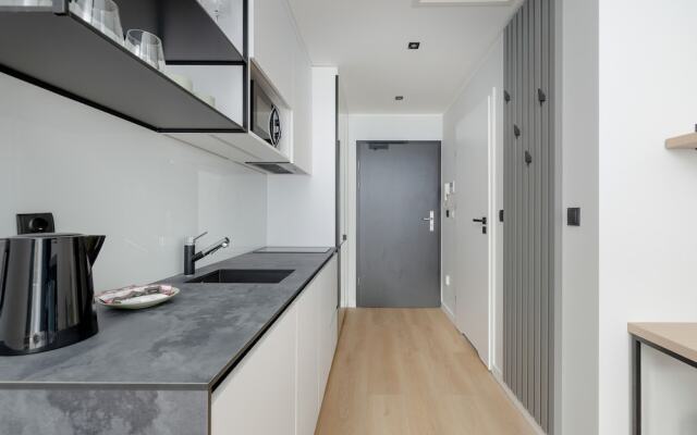 Modern Studio by Renters