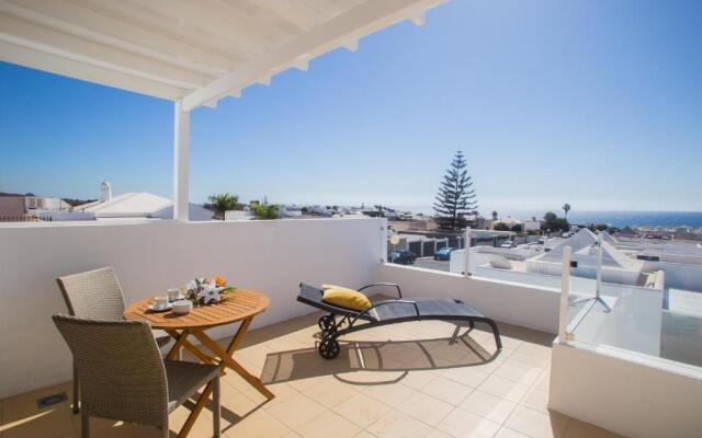 Flower Beach Suite 16