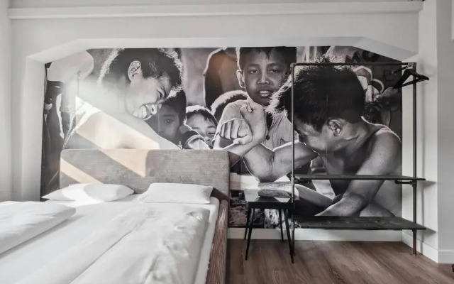 The Room 44