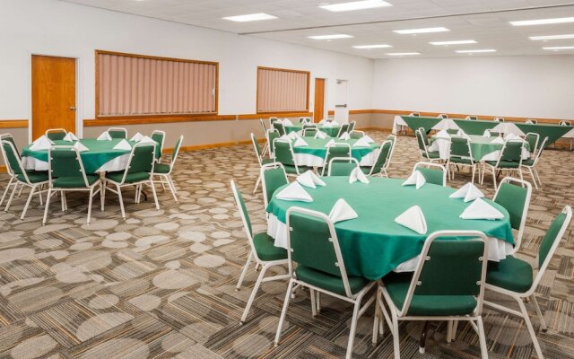 Super 8 Stevensville