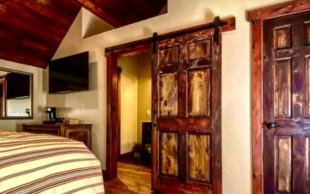River Rock Inn B&B - Adults Only