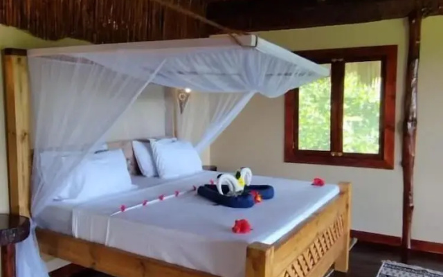 Monkey Mountain Lodge
