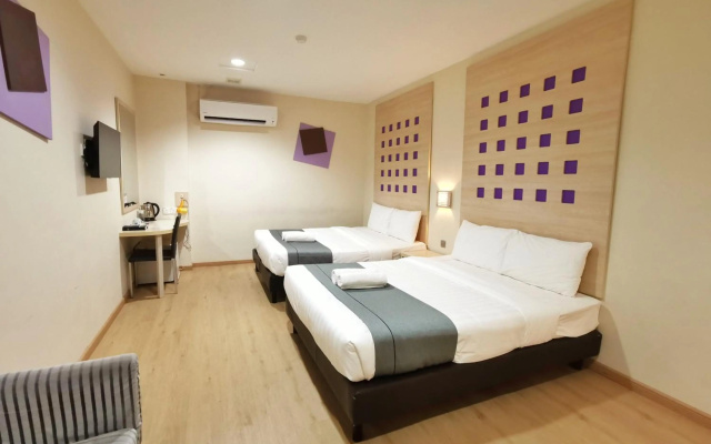 Hock Lee Hotel & Residences – Guest Rooms – Kuching