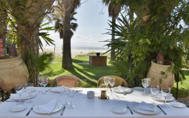 Beach Hotel Dos Mares