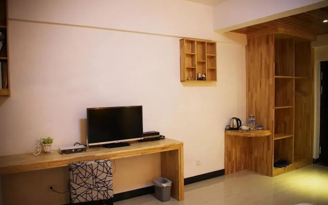 Yiluyuan Apartment Hotel